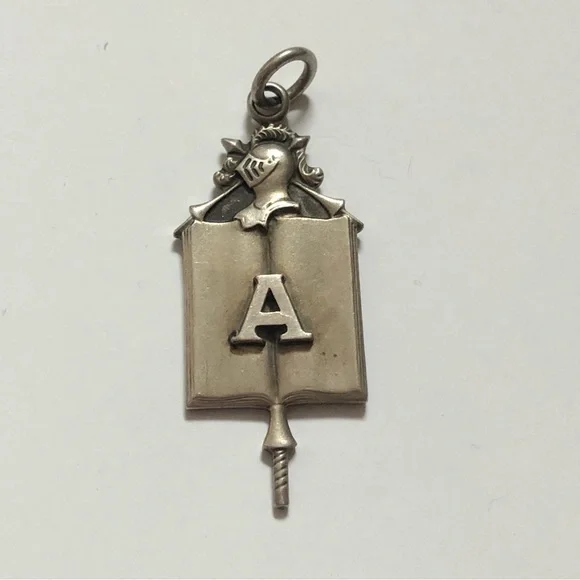Vintage silver metal school lavaliere style pendant knight helmet letter A - Picture 2 of 9